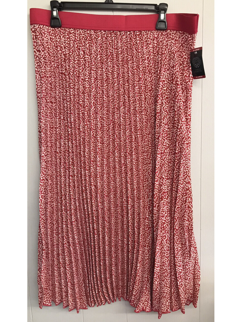 Vince Camuto Pleated Midi Skirt. Red, Pink&Ivory Spotted Pattern. Size XL.  NWT.